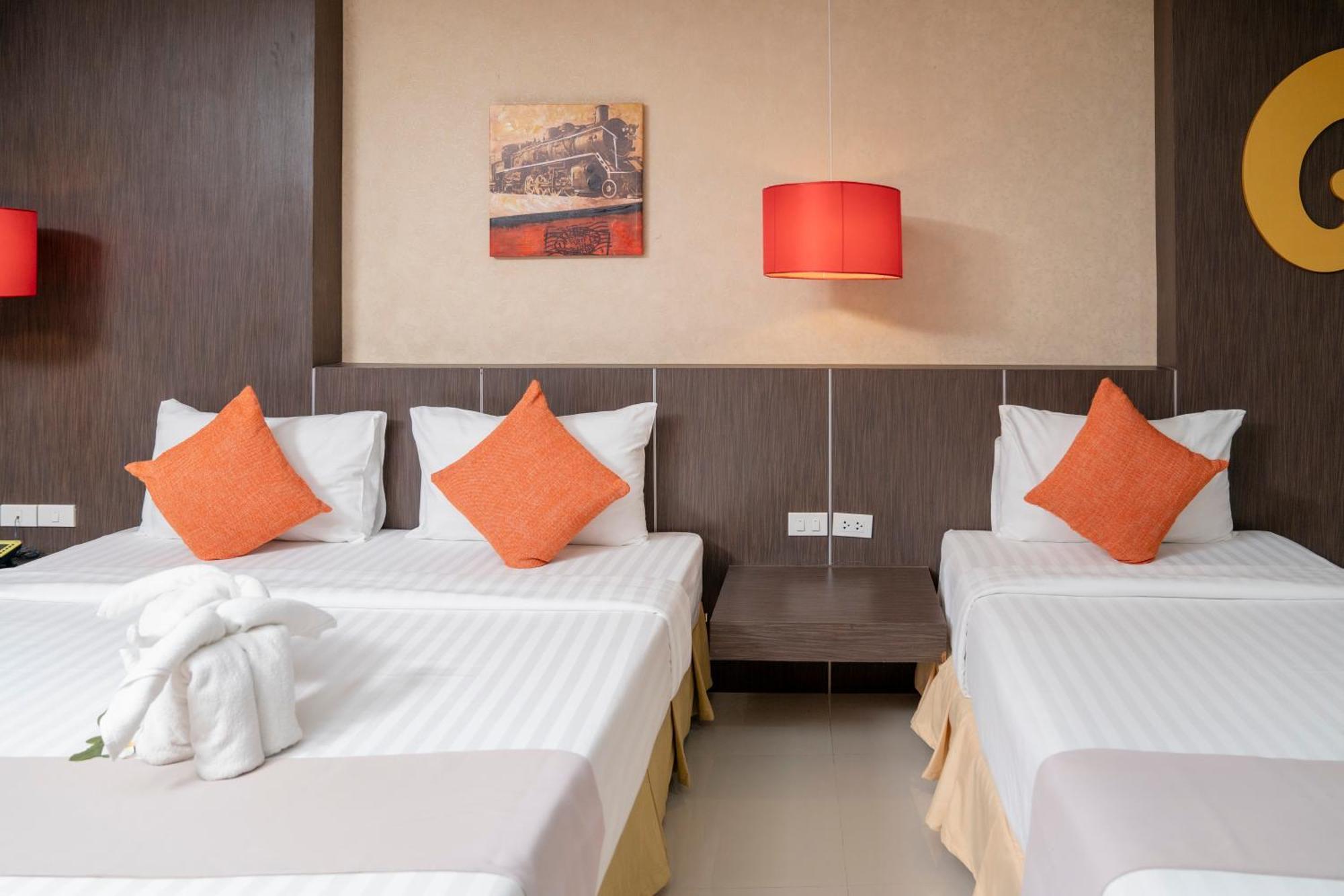 Prelude Hotel Kanchanaburi Exterior foto